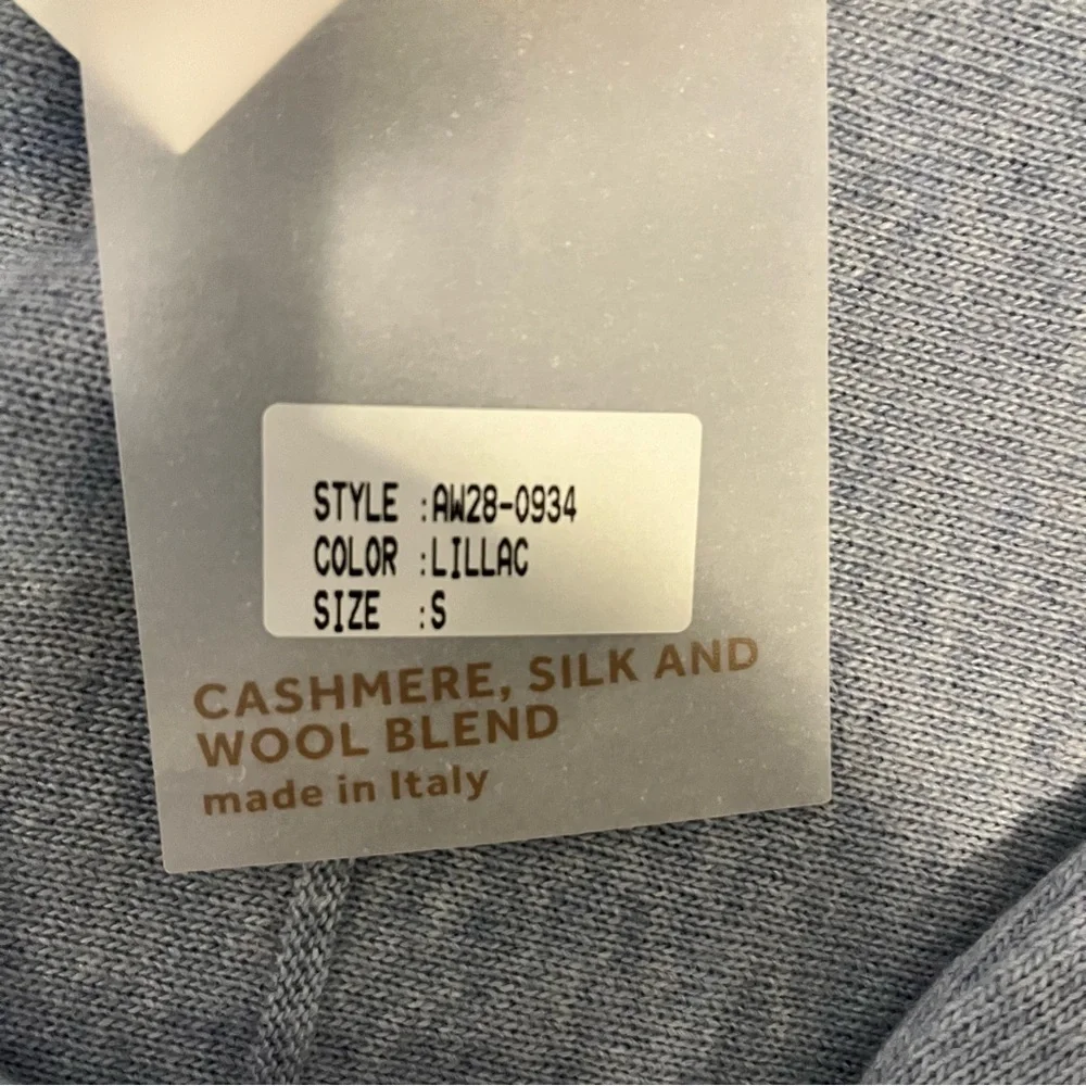 Bianco & Blu Women's Wool Cashmere Silk Blend Sweater Light Blue Size S NWT - Picture 5 of 9